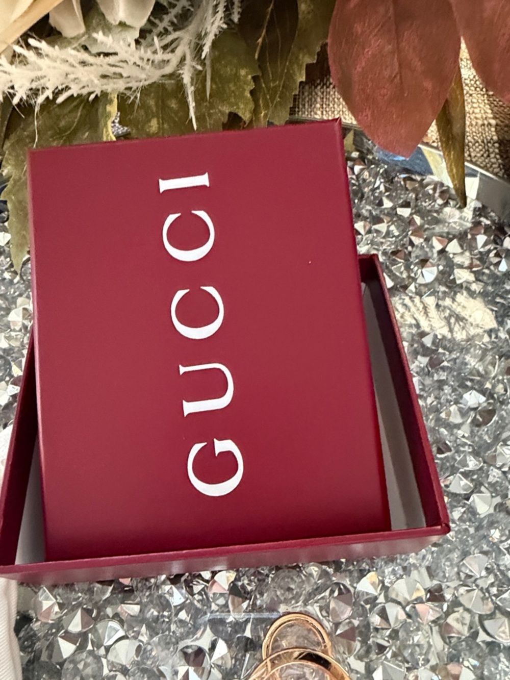 💯Gucci Beige GG Canvas Dachshund bag charm  with Gold Hardware - Picture 8 of 8